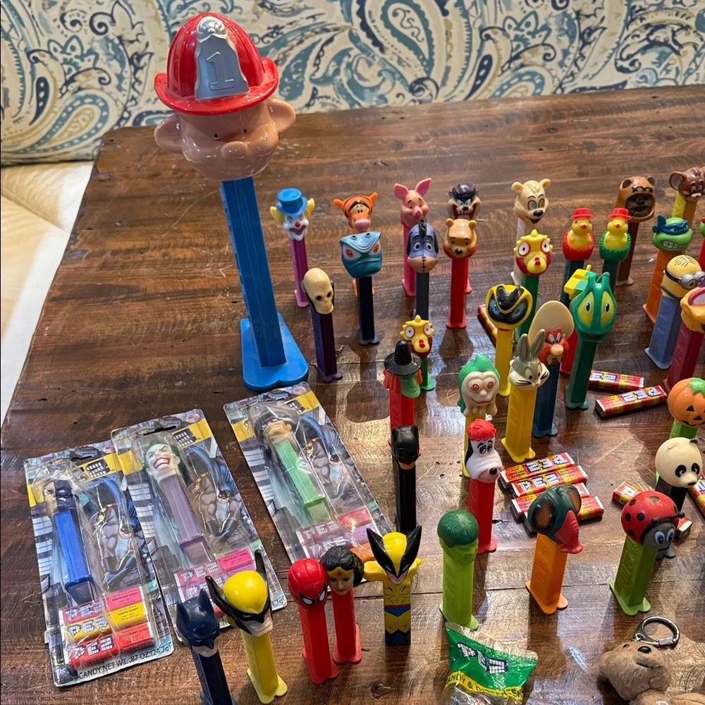 PEZ Vintage Dispenser Collection - Picture 12 of 13